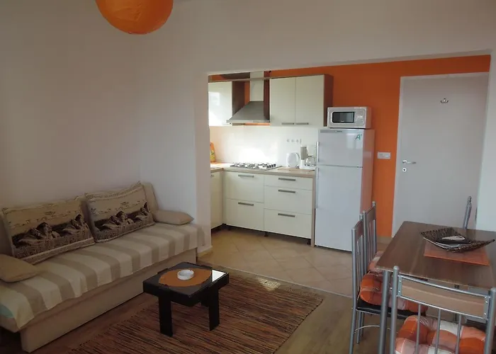 Meleh Apartman *