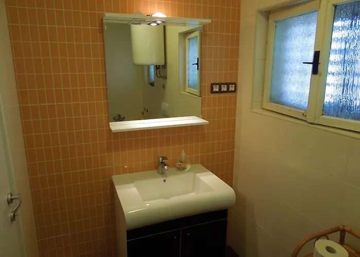 Meleh Apartman *