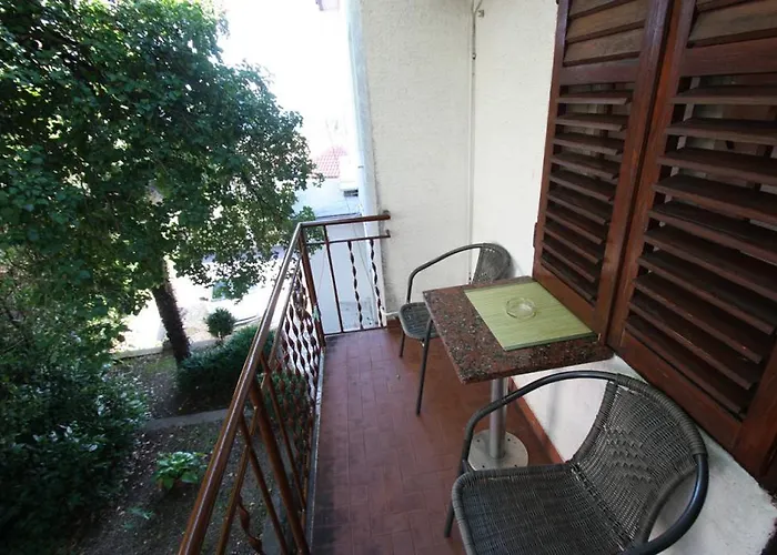 Meleh Apartman *